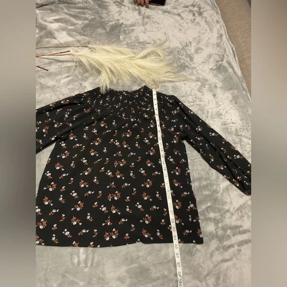 Madewell Black Floral Smocked Mockneck Blouse - Picture 5 of 10
